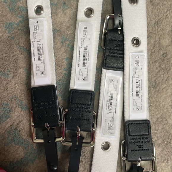 NWT Checkerboard Grommet Belt for Women from No Boundaries - Picture 3 of 4